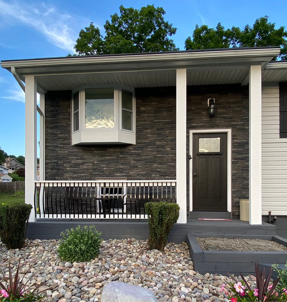 Lewiston Crest Stacked Stone Tile